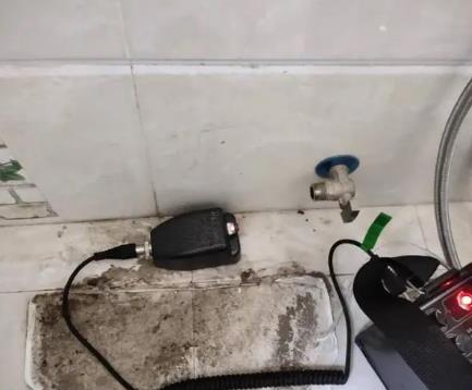 茅箭屋顶漏水维修公司分享下卫生间漏水的危害及解决方法